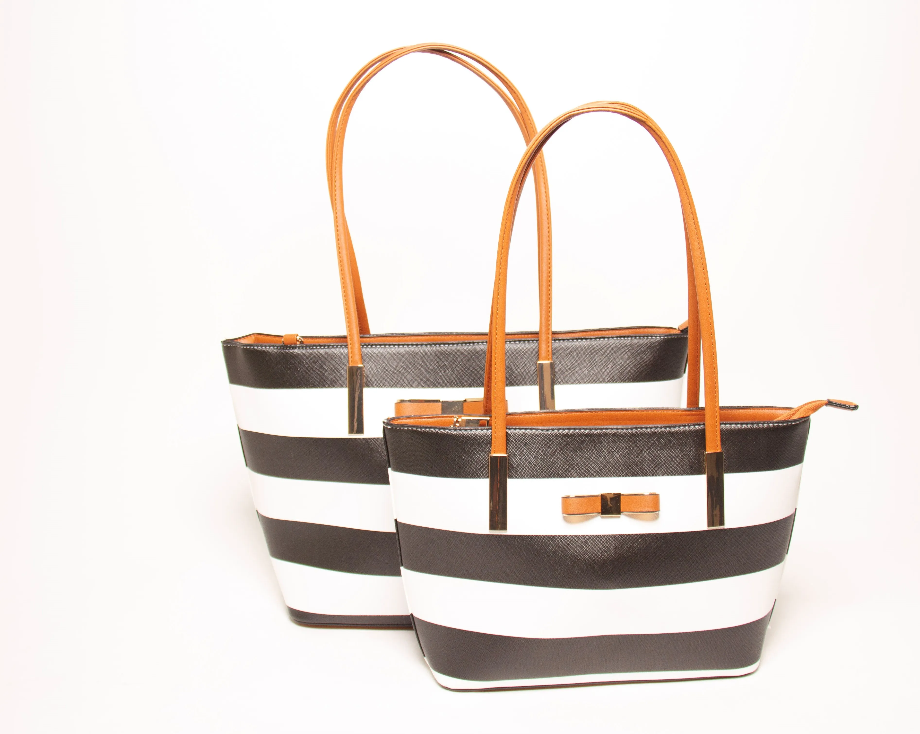 Two In One Black/White Handbag Set