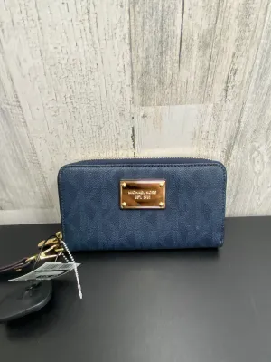 Wallet By Michael Kors  Size: Medium