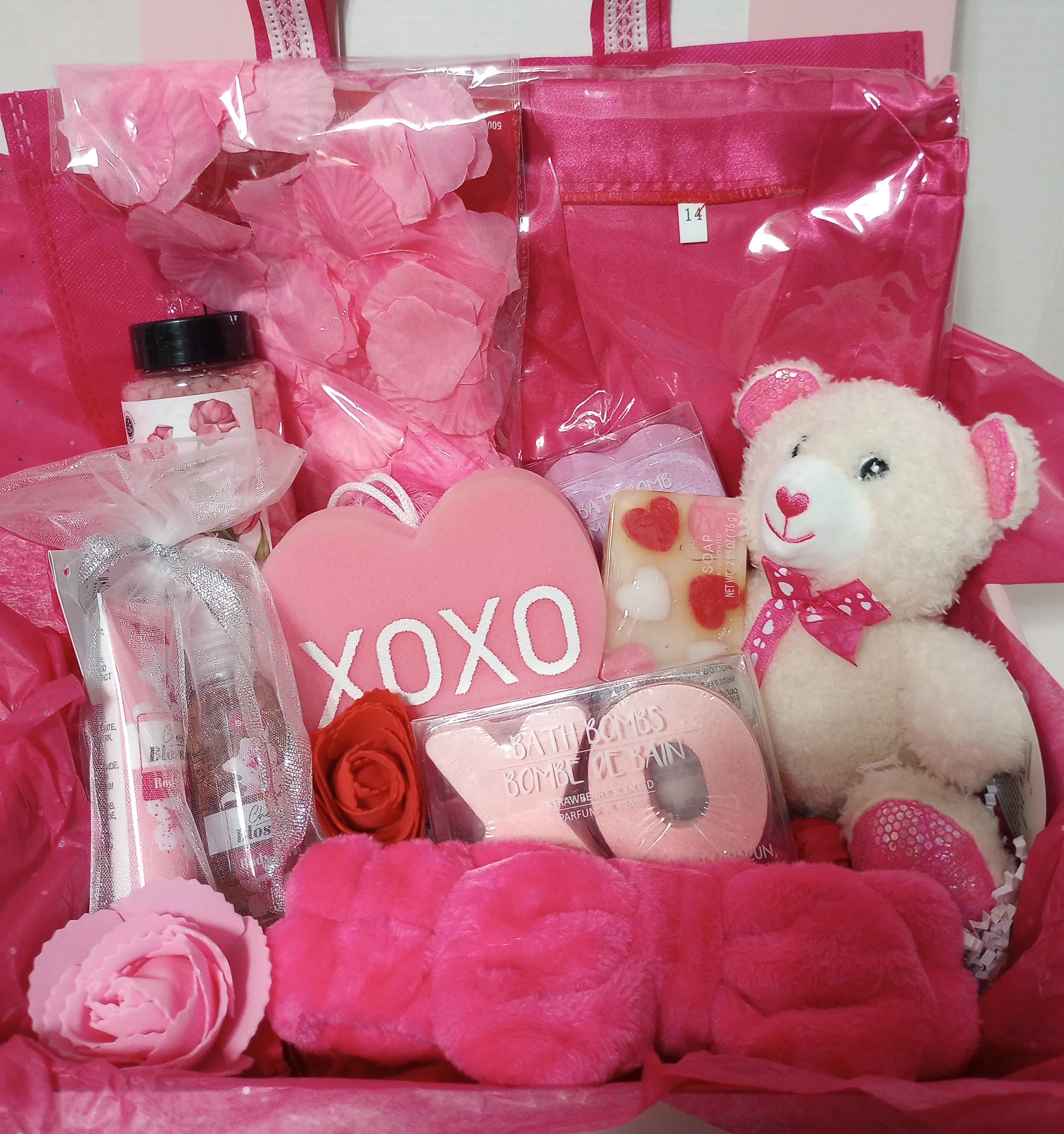 Women's Valentine's Day Self Pampering Gift Box