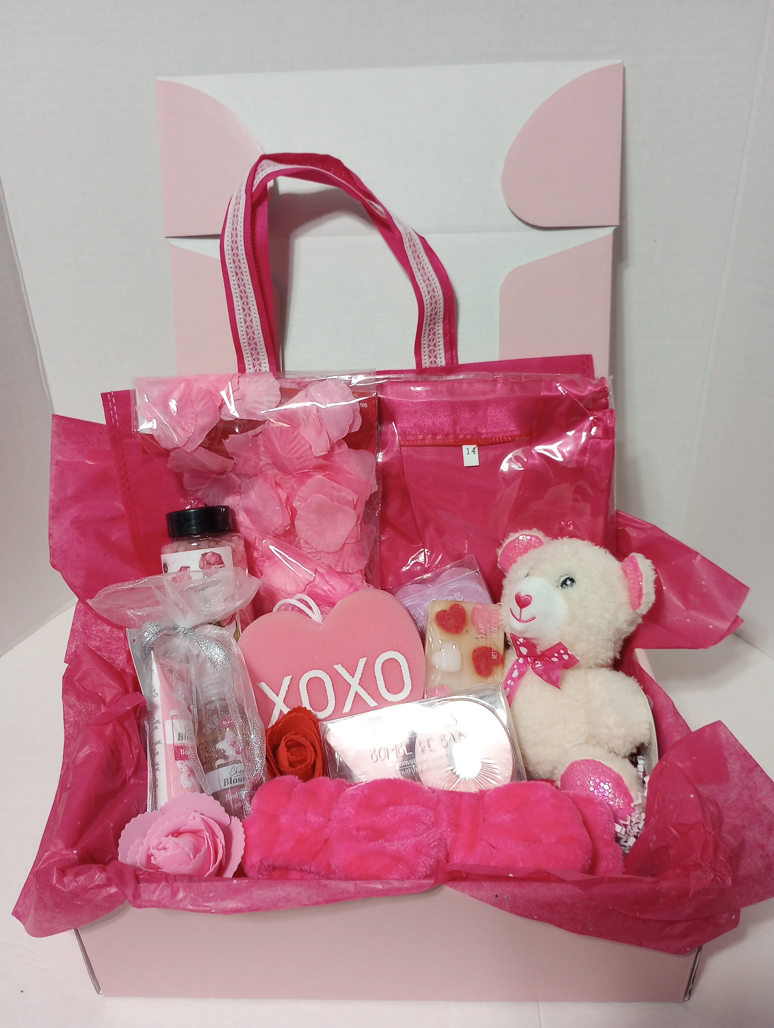 Women's Valentine's Day Self Pampering Gift Box